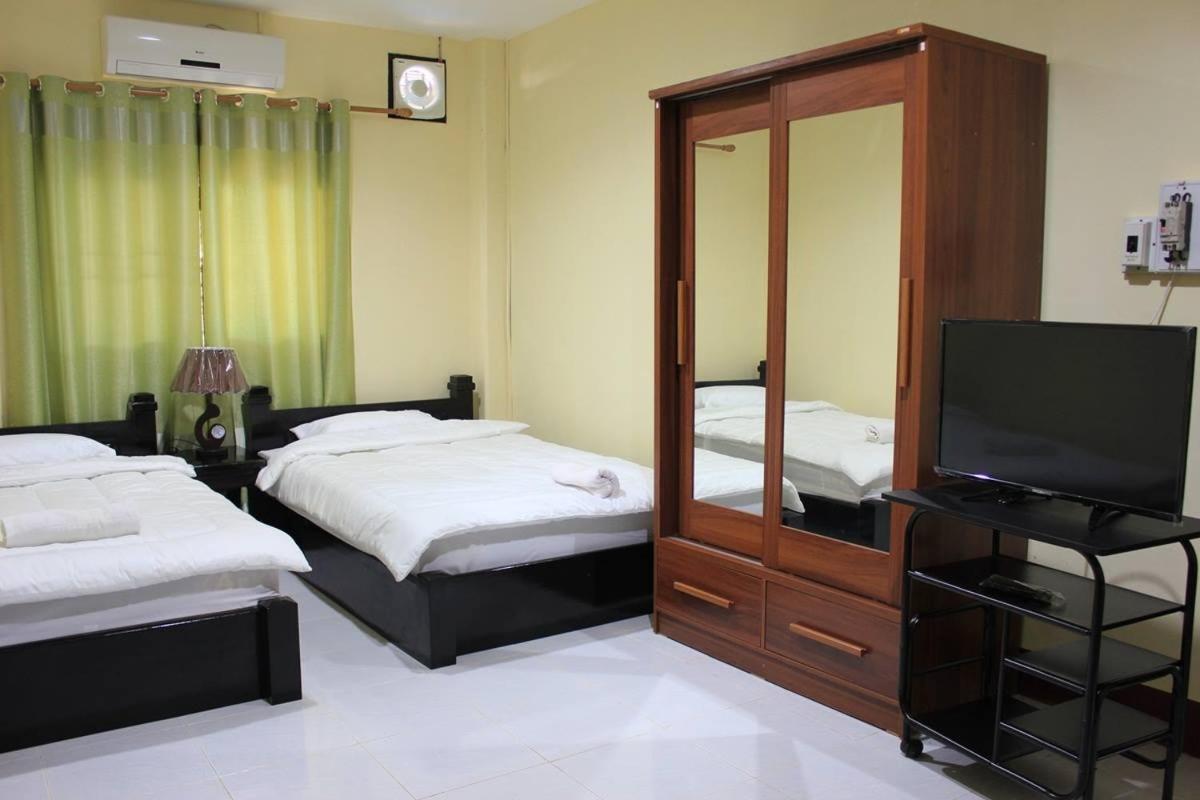 Apartment Thidathip Вьентьян Экстерьер фото